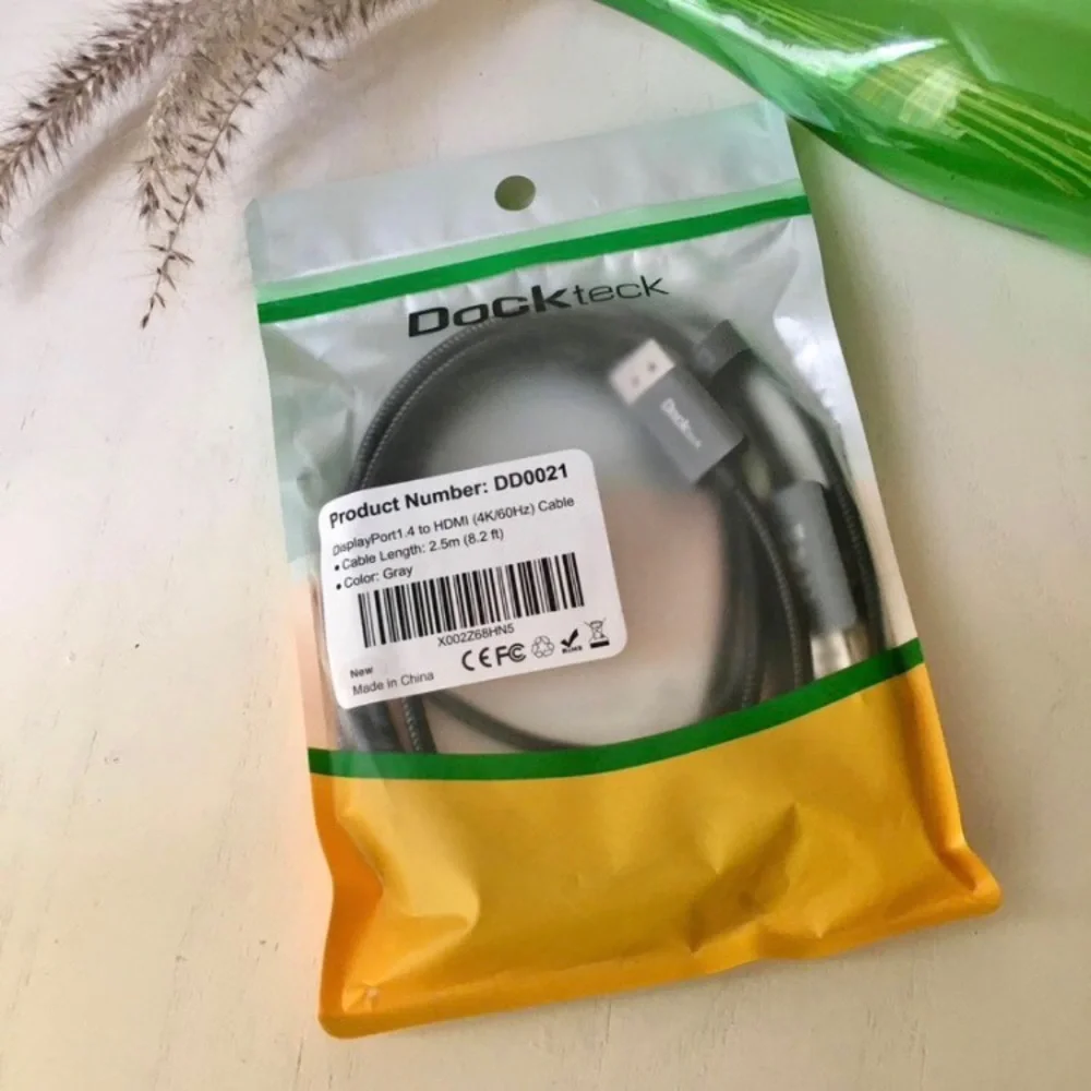 NWT Dockteck DisplayPort to HDMI Cable Unidirectional Male Braided Cord | 8.2’